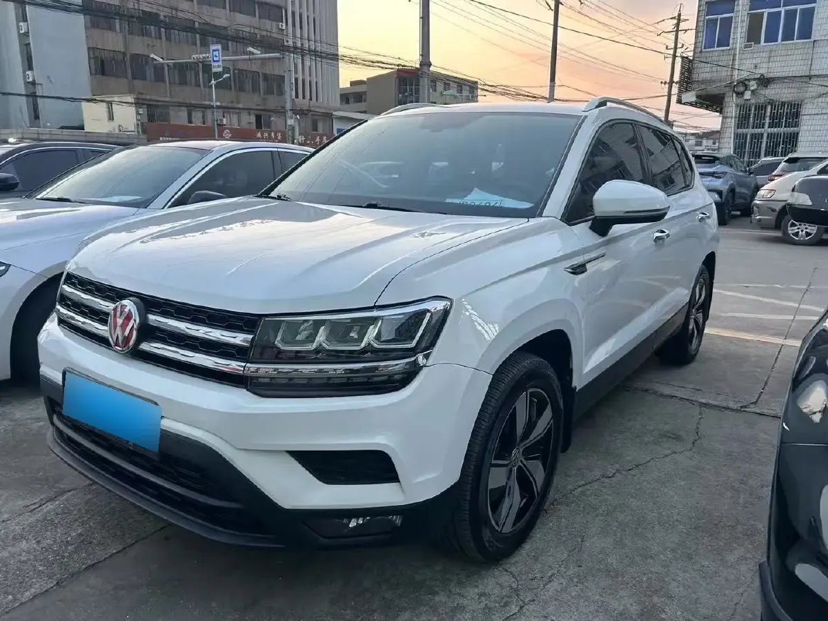 2021 Volkswagen Tharu 1.4T 150HP L4 7DCT