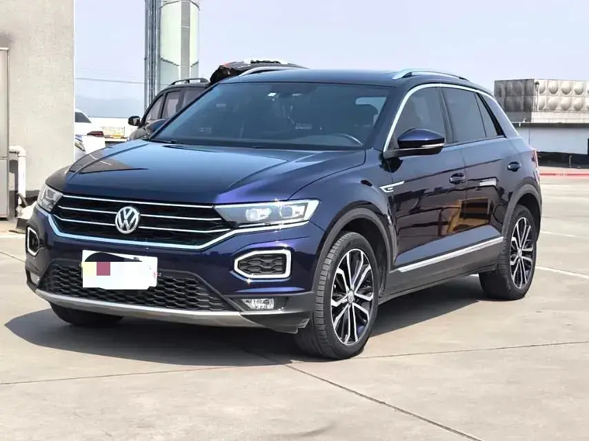 2019 Volkswagen T-Roc 1.4T 150HP L4 7DCT