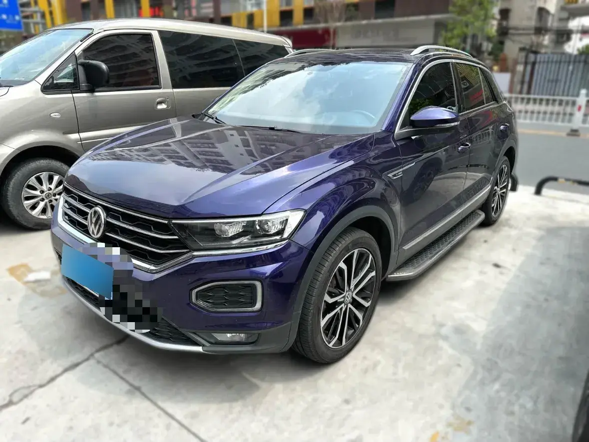 2020 Volkswagen T-Roc 1.4T 150HP L4 7DCT