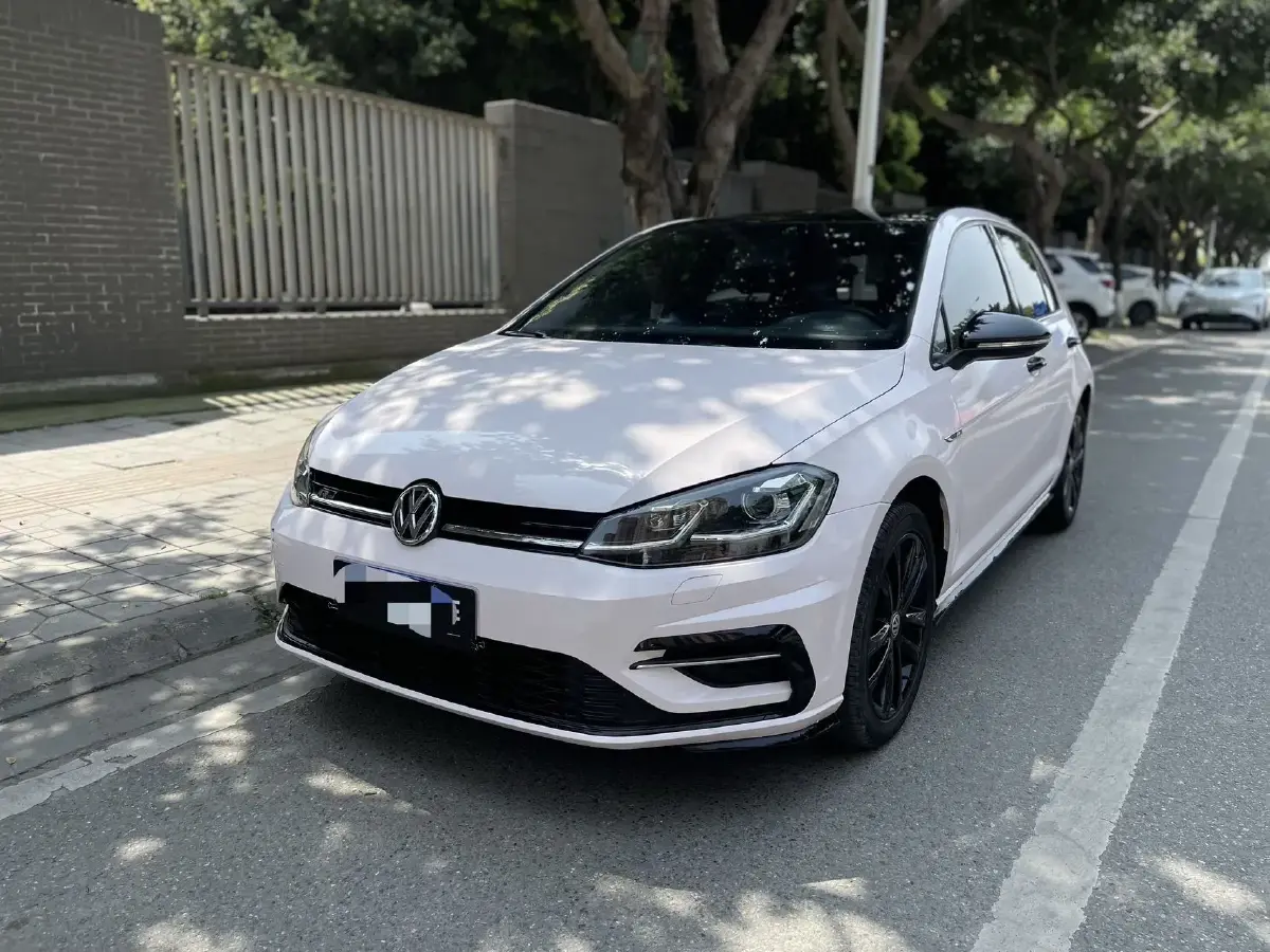 2021 Volkswagen Golf 1.4T 150HP L4 7DCT