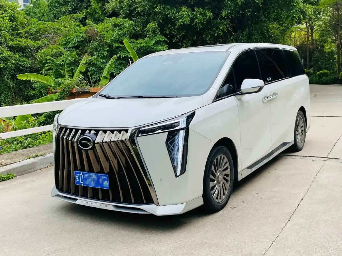 2023 GAC Trumpchi M8 2.0T 252HP L4 8AT