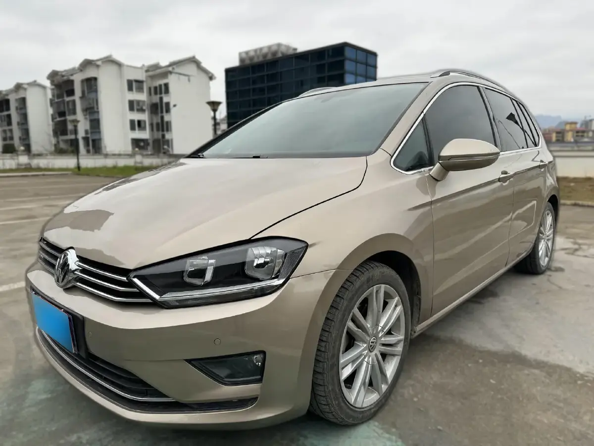 2016 Volkswagen Golf Sportsvan 1.4T 131HP L4 7DCT