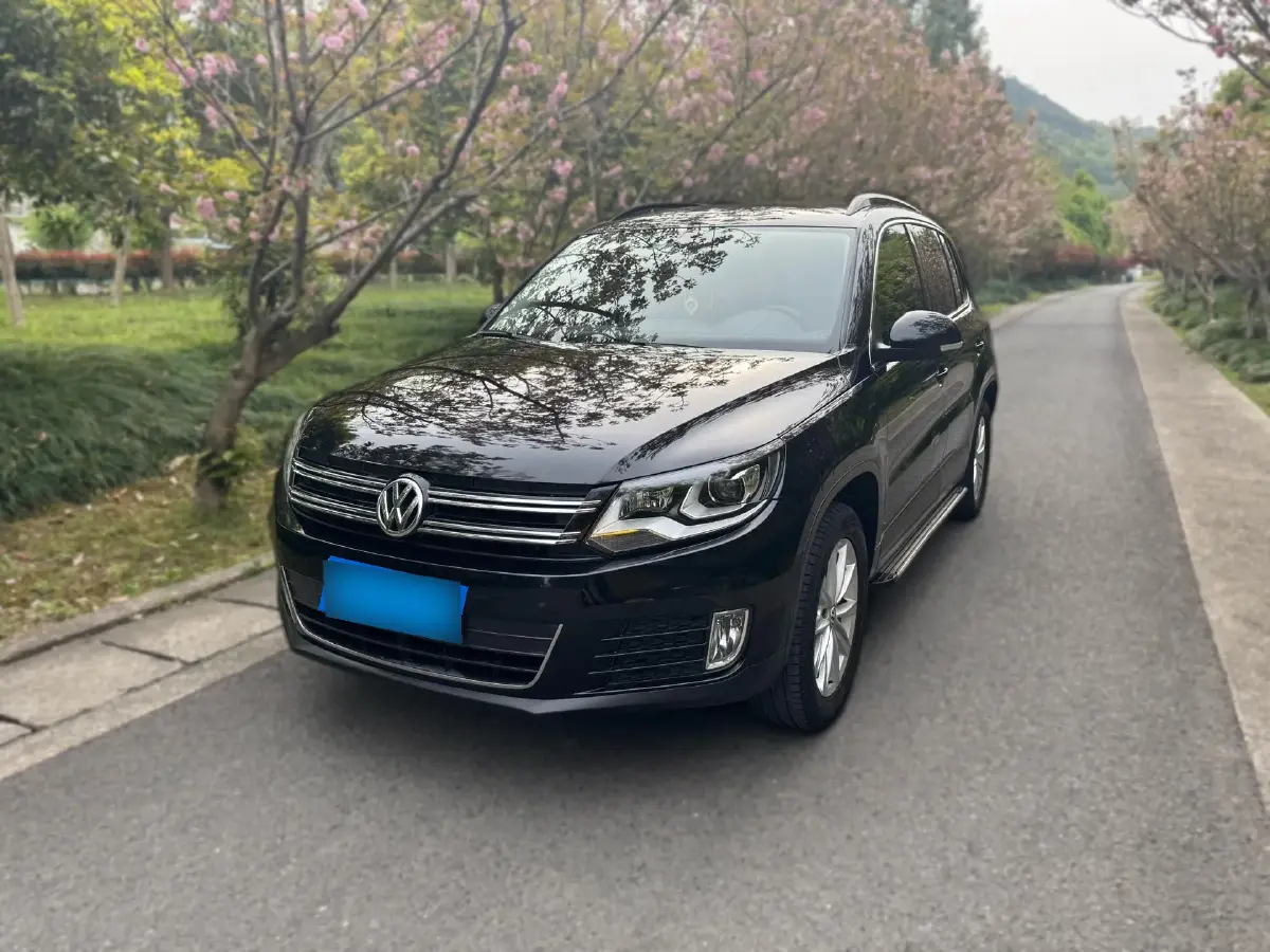 2015 Volkswagen Tiguan 1.8T 160HP L4 6AT