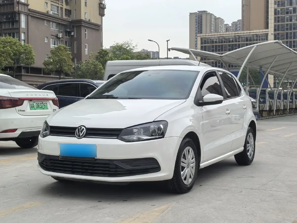 2018 Volkswagen Polo 1.5L 110HP L4 6AT