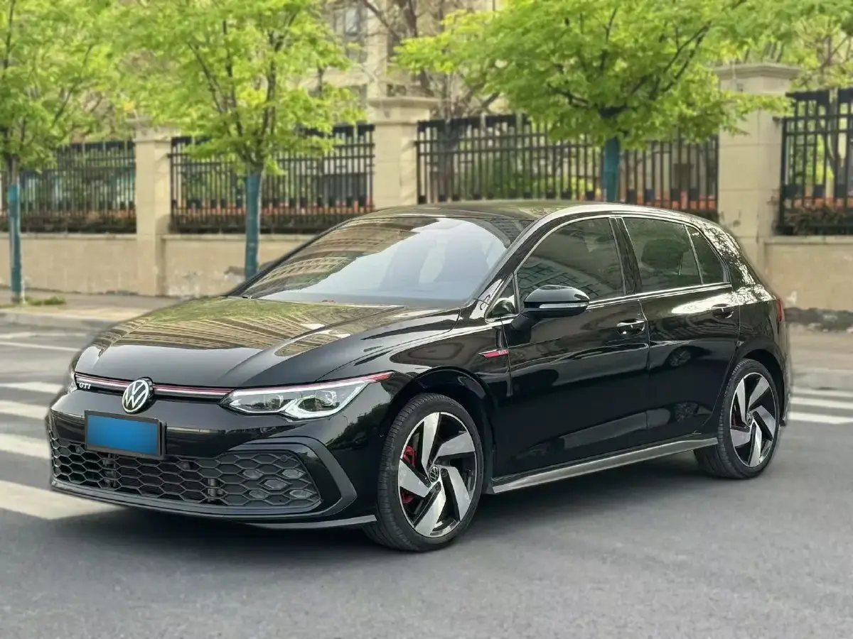 2020 Volkswagen GolfGTI 2.0T 220HP L4 7DCT
