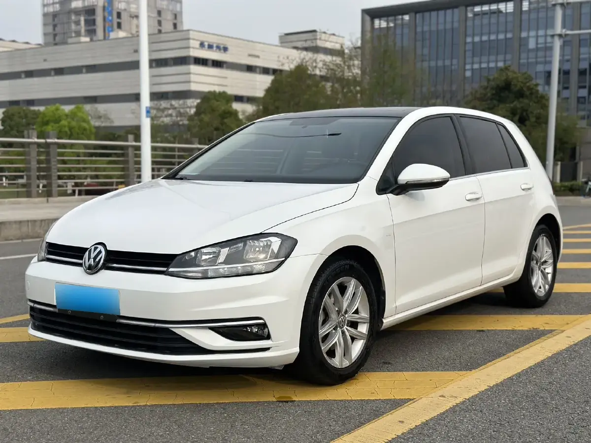 2018 Volkswagen Golf 1.4T 131HP L4 5MT