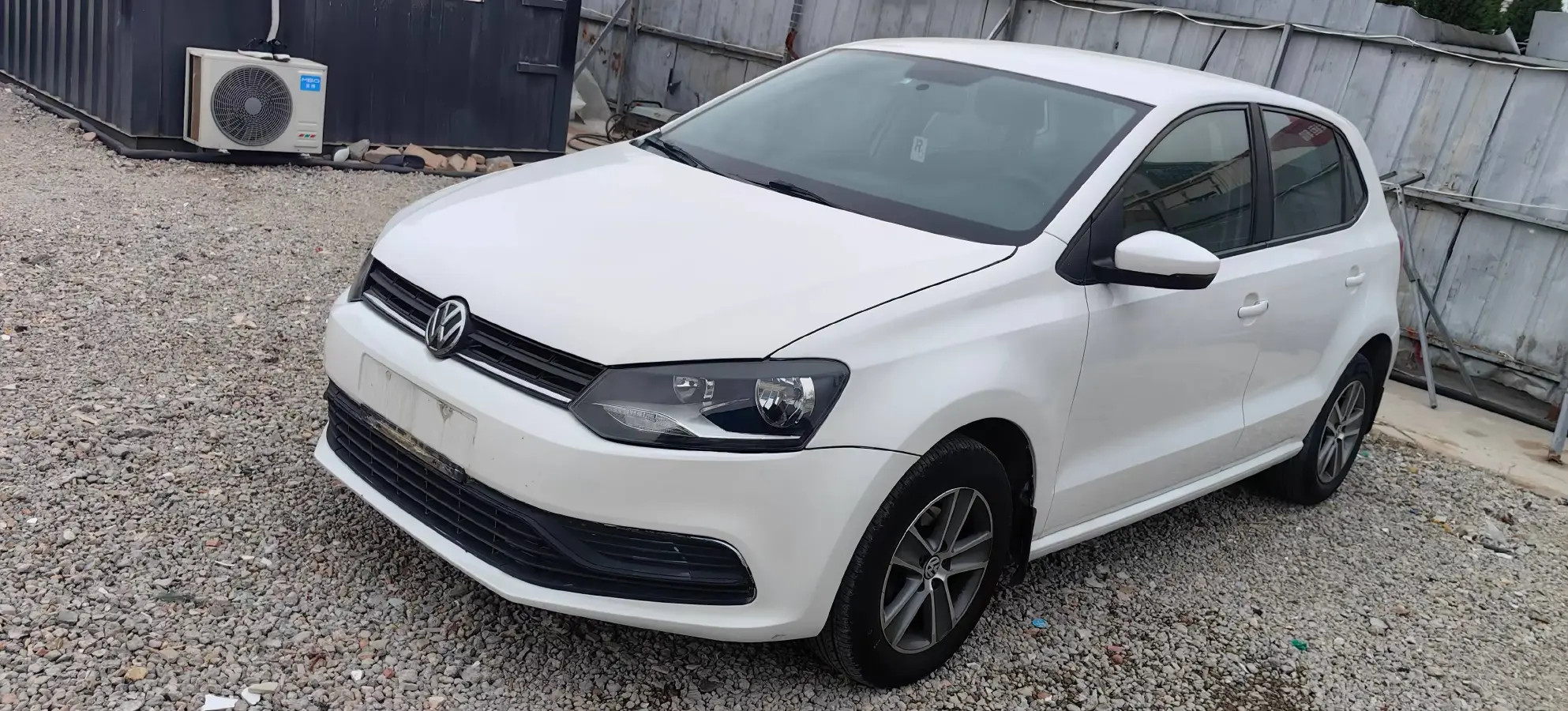 2014 Volkswagen Polo 1.4L 90HP L4 5MT