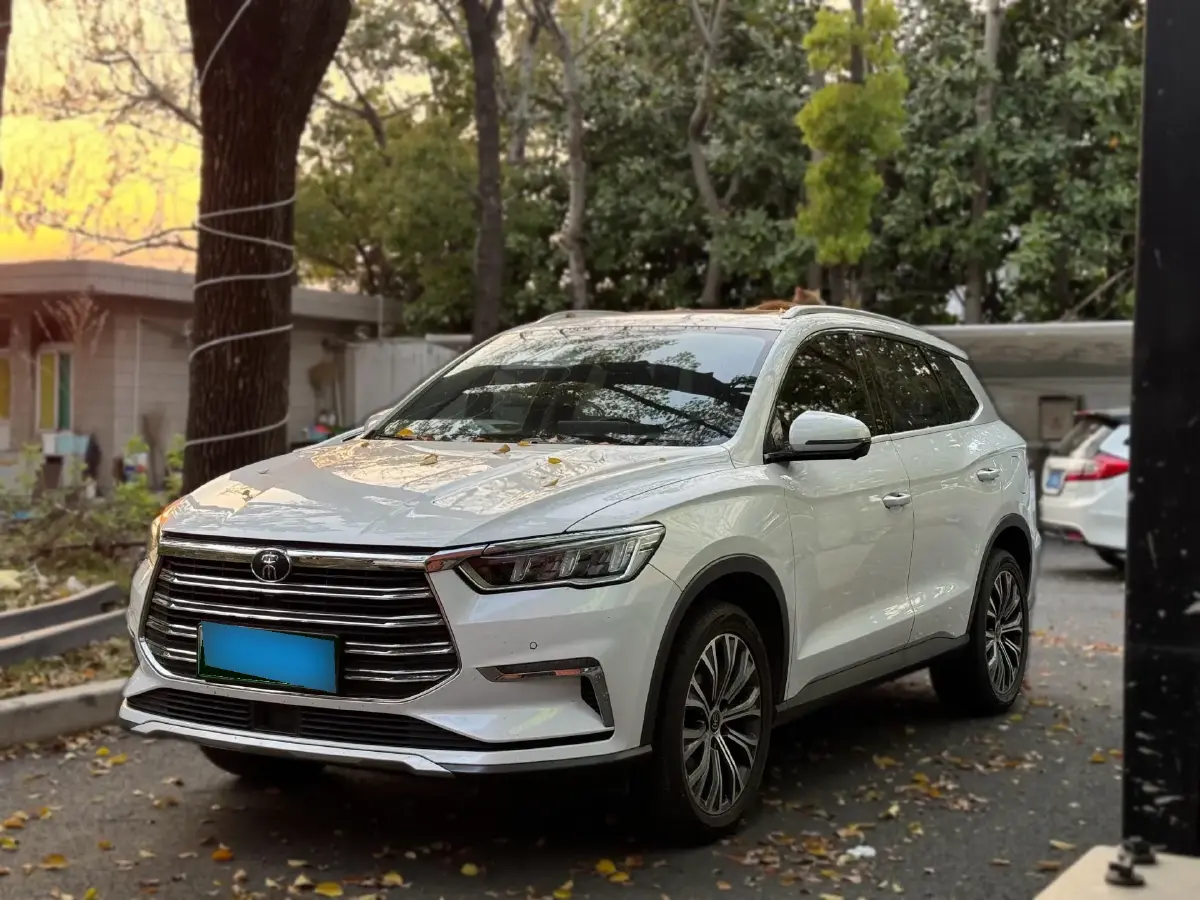2019 BYD Song Pro 1.5T 160HP L4 6DCT PHEV 15.7KWH