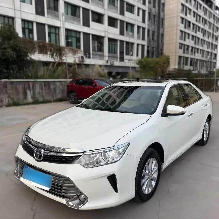 2016 Toyota Camry 2.0L 167HP L4 6AT