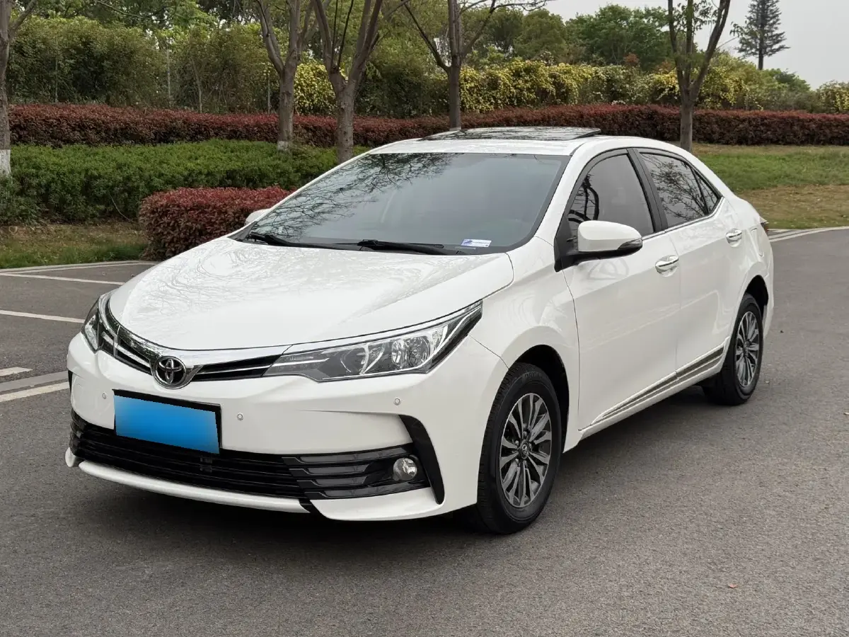 2017 Toyota Corolla 1.2T 116HP L4 6MT