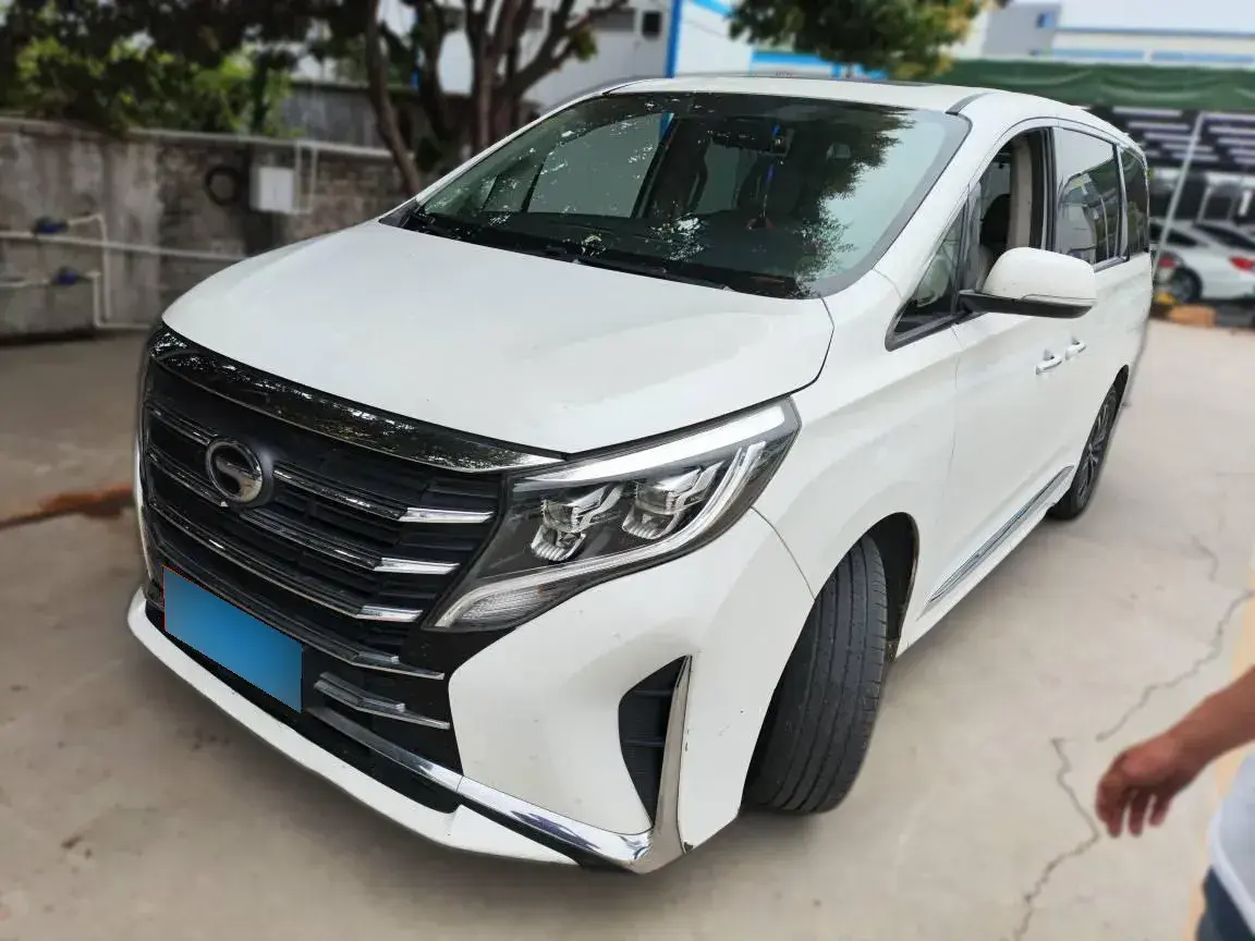 2021 GAC Trumpchi M8 2.0T 252HP L4 8AT