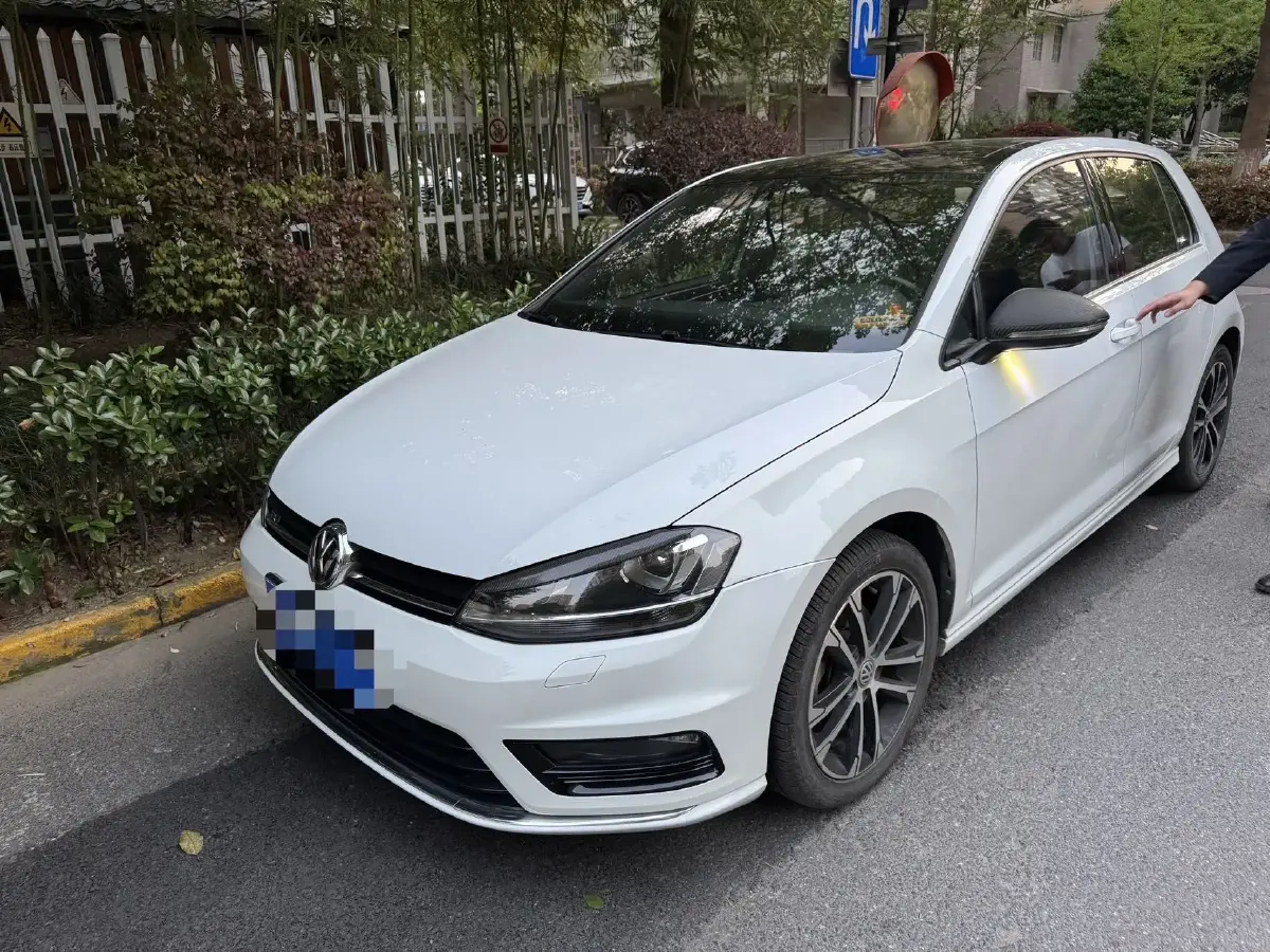 2017 Volkswagen Golf 1.4T 150HP L4 5MT
