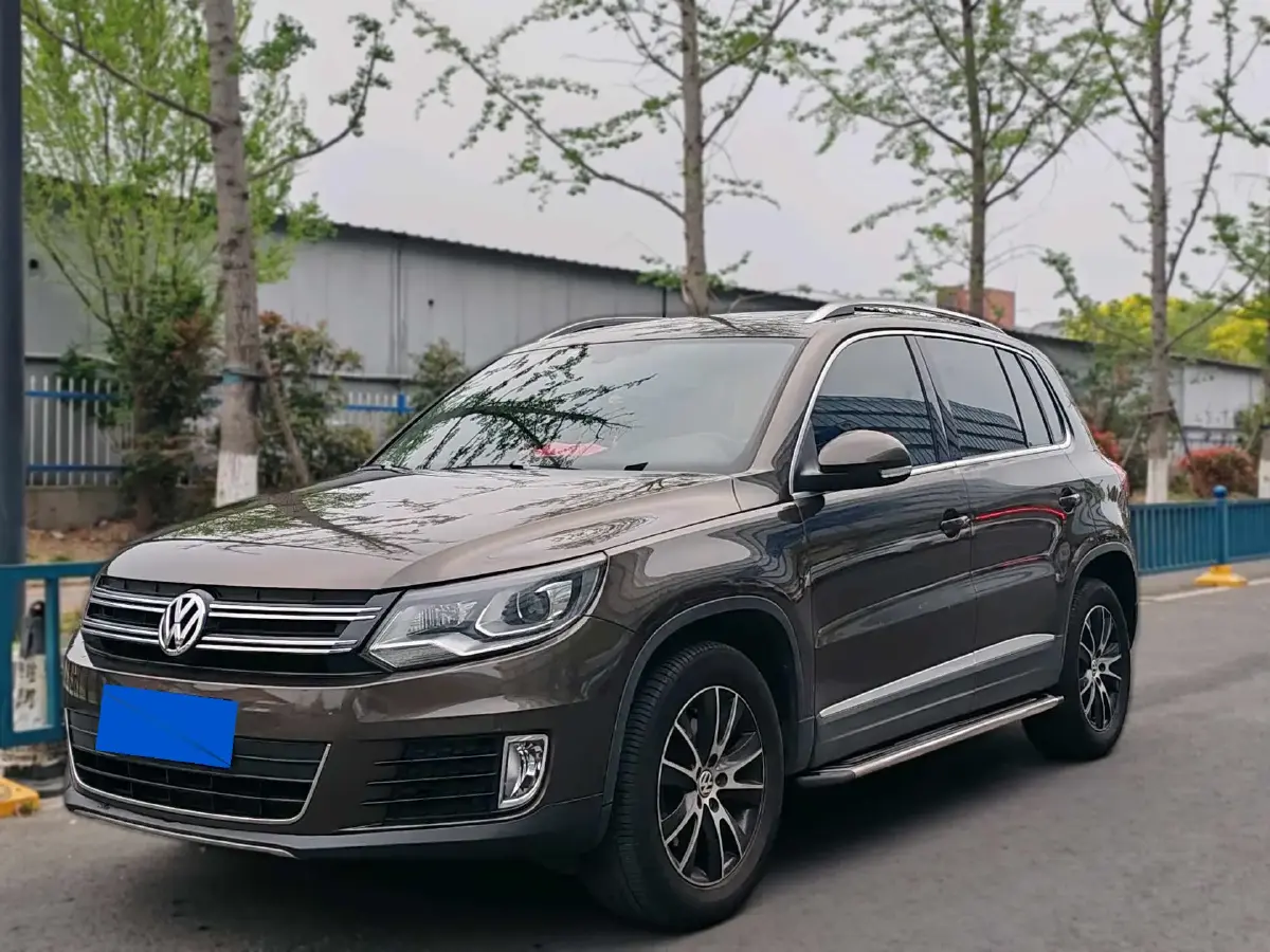 2015 Volkswagen Tiguan 1.8T 160HP L4 6AT