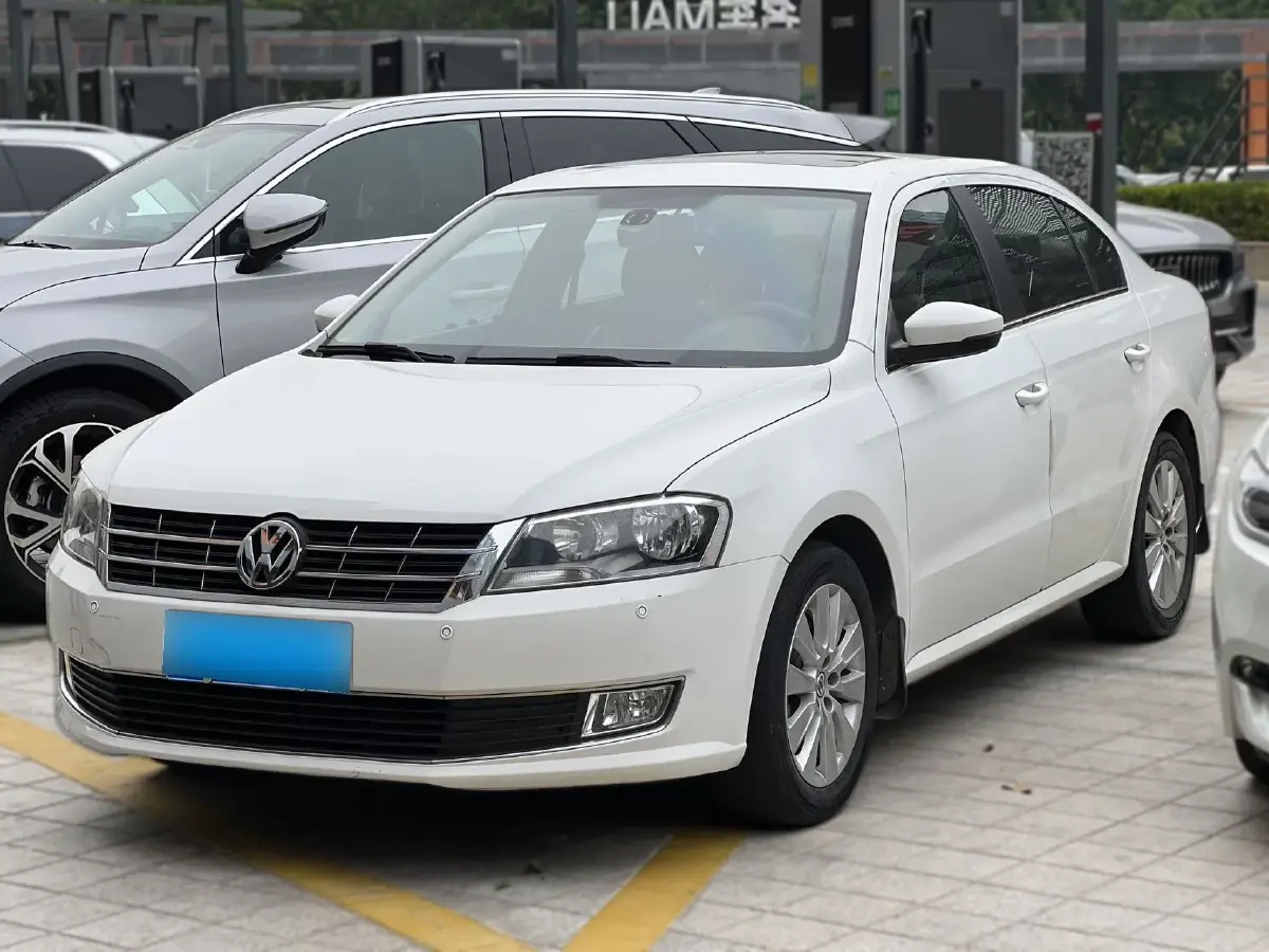 2013 Volkswagen Lavida 1.4T 131HP L4 7DCT