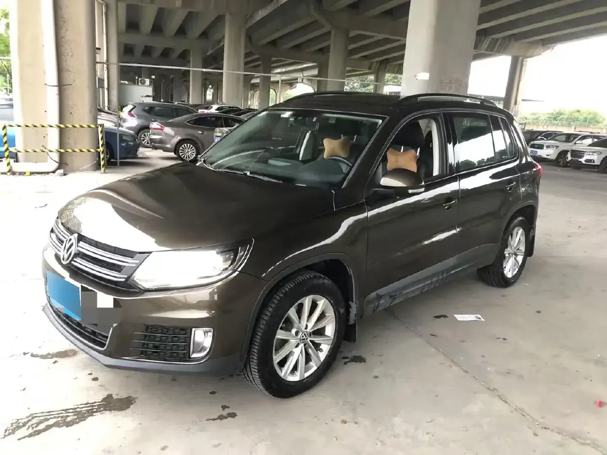 2015 Volkswagen Tiguan 1.8T 160HP L4 6AT