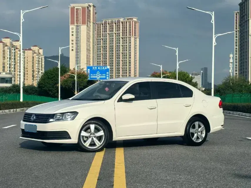 2017 Volkswagen Lavida 1.6L 110HP L4 6AT