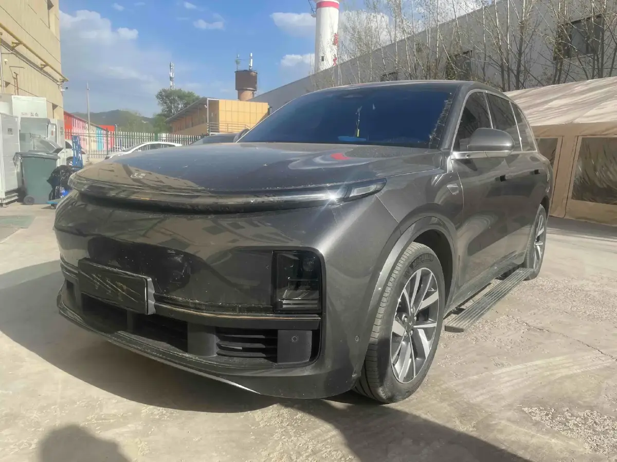 2023 Li L8 Range Extended 154HP REEV 40.9KWH