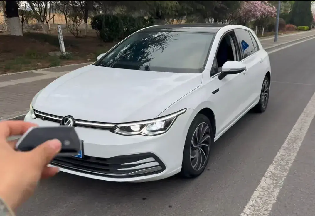 2023 Volkswagen Golf 1.4T 150HP L4 7DCT