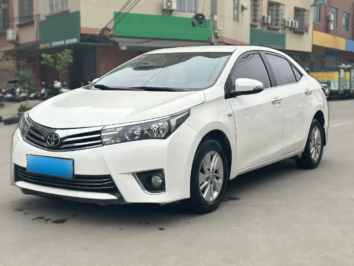 2014 Toyota Corolla 1.6L 122HP L4 CVT