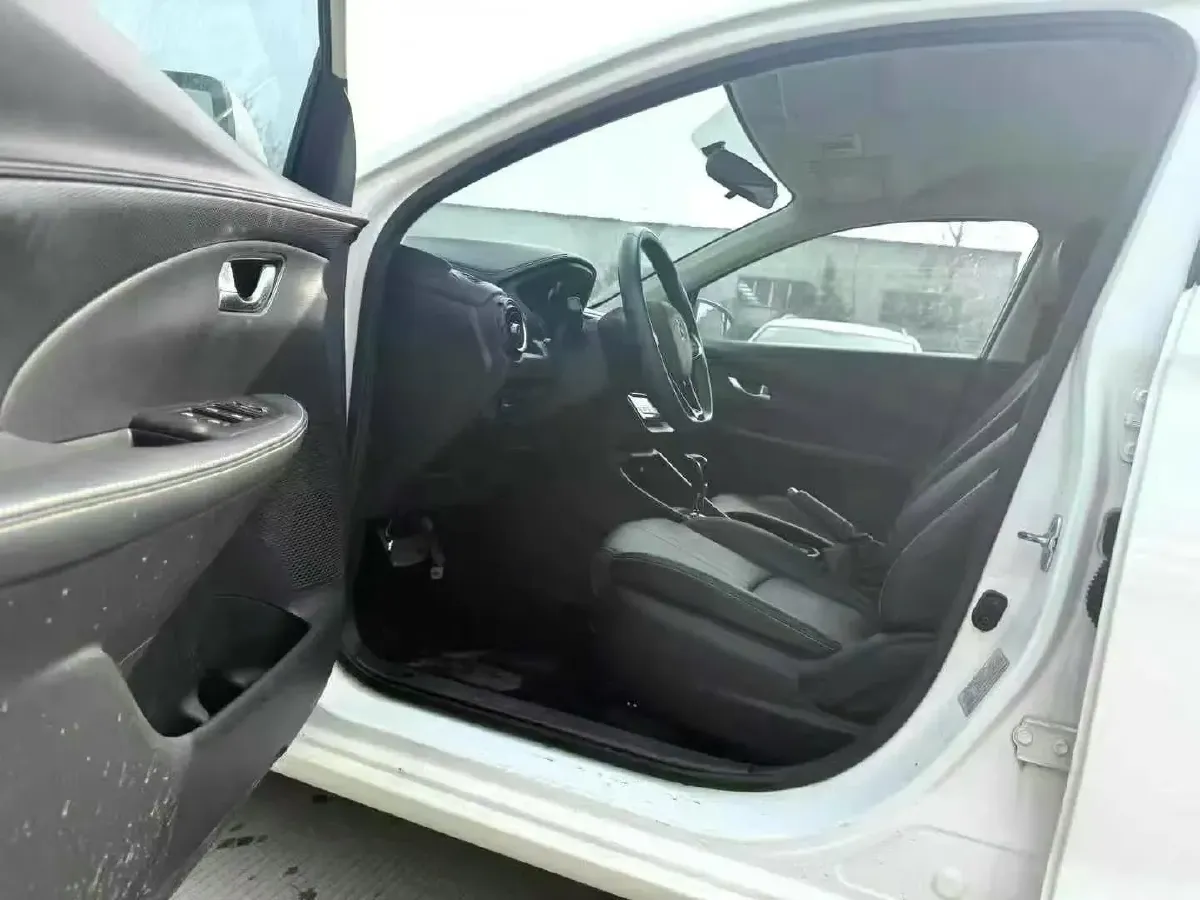 2009 ChangAn Alsvin 1.5L 98HP L4 5MT,autocango,china used car exporter,china ev exporter,chinese used car exporter,chinese used ev exporter