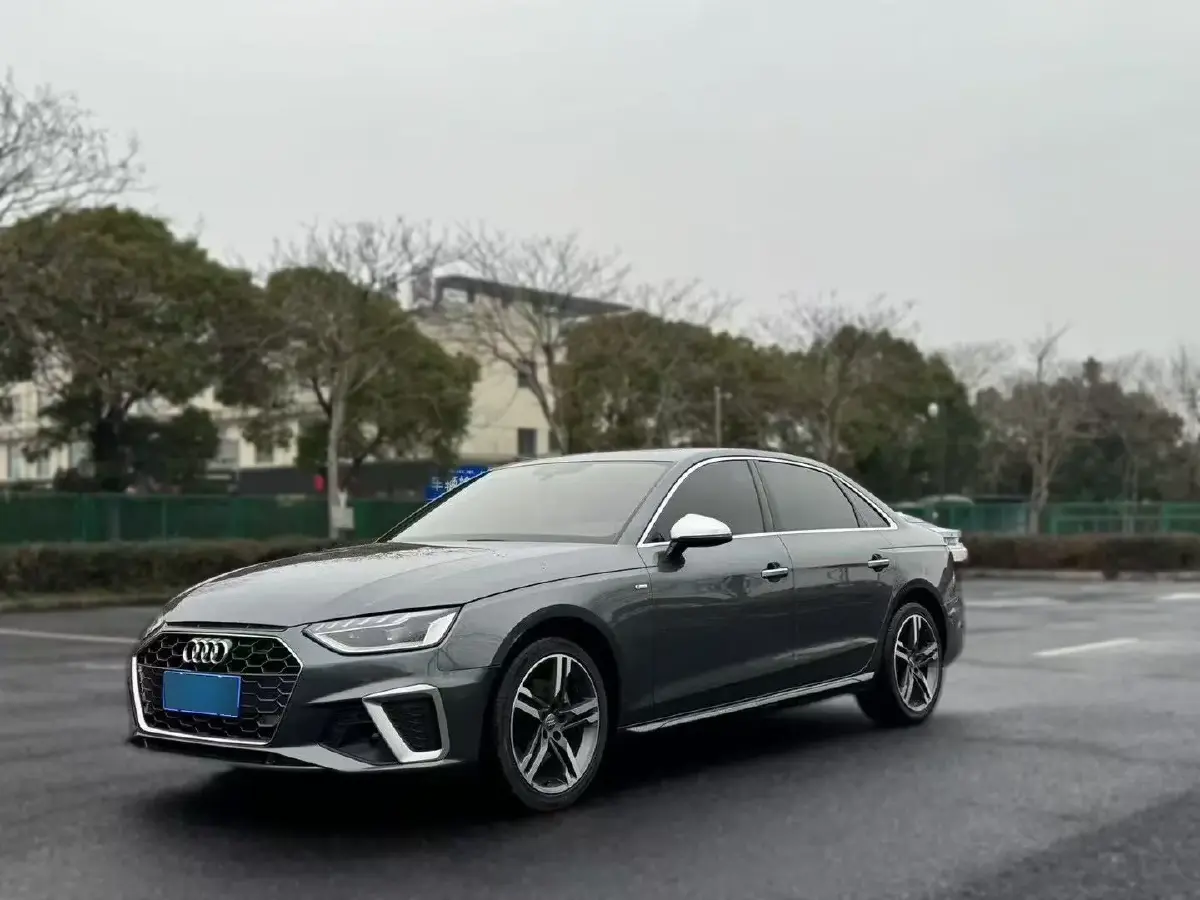 2020 Audi A4L 2.0T 190HP L4 7DCT