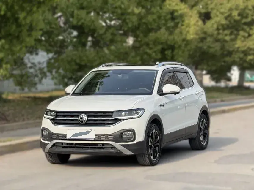 2021 Volkswagen Tacqua 1.2T 116HP L4 7DCT