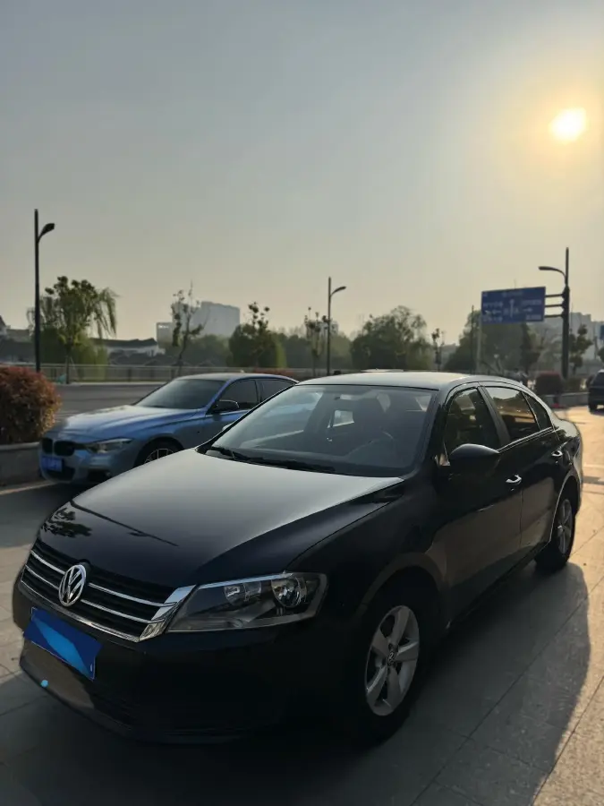 2013 Volkswagen Lavida 1.6L 110HP L4 5MT