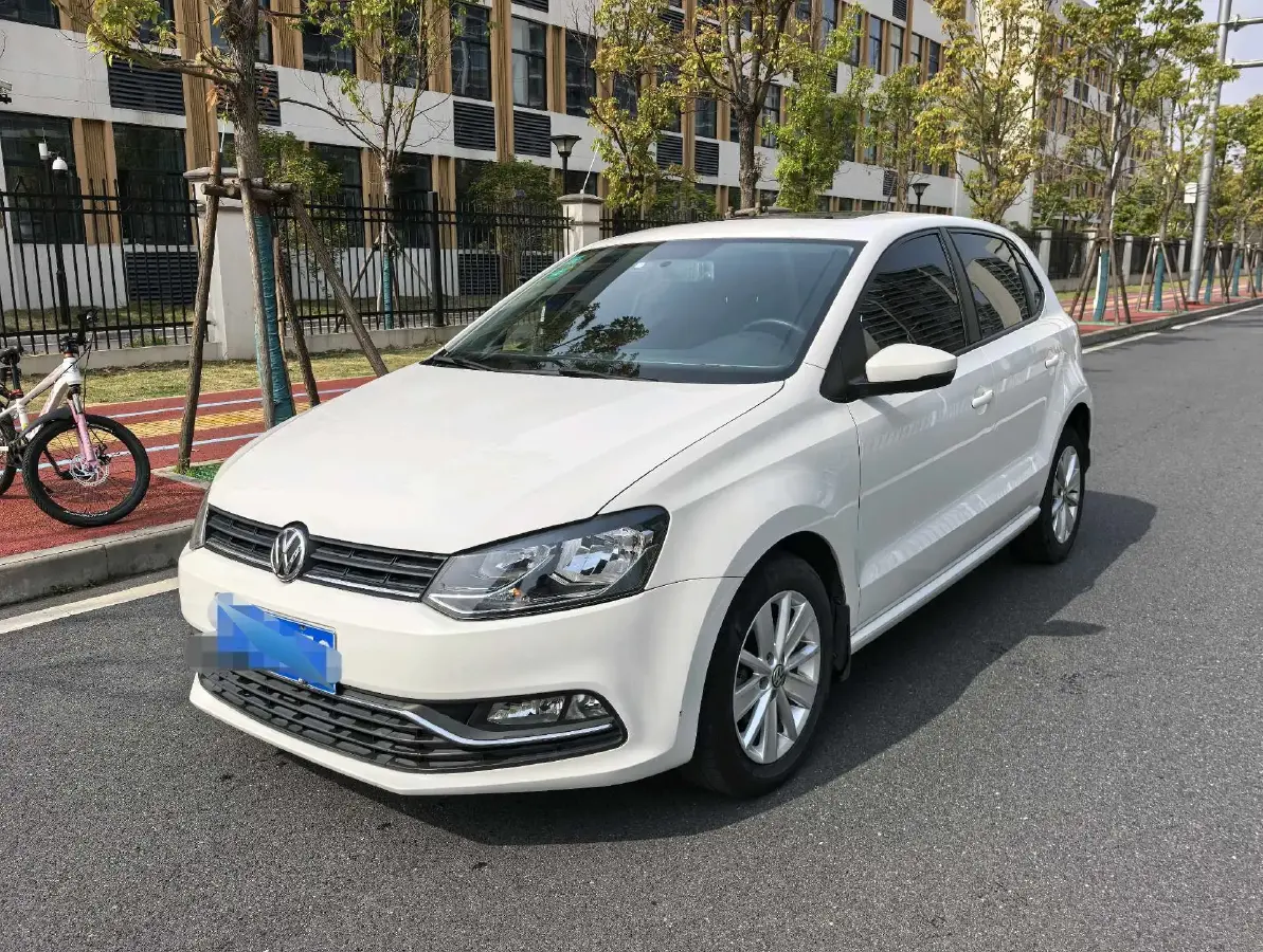 2018 Volkswagen Polo 1.5L 110HP L4 6AT