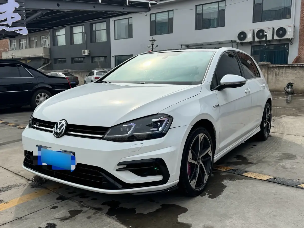 2017 Volkswagen Golf 1.4T 150HP L4 5MT