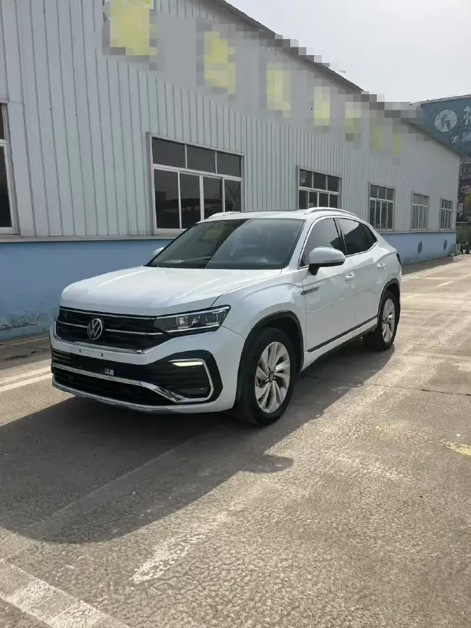 2020 Volkswagen Tayron X 2.0T 186HP L4 7DCT