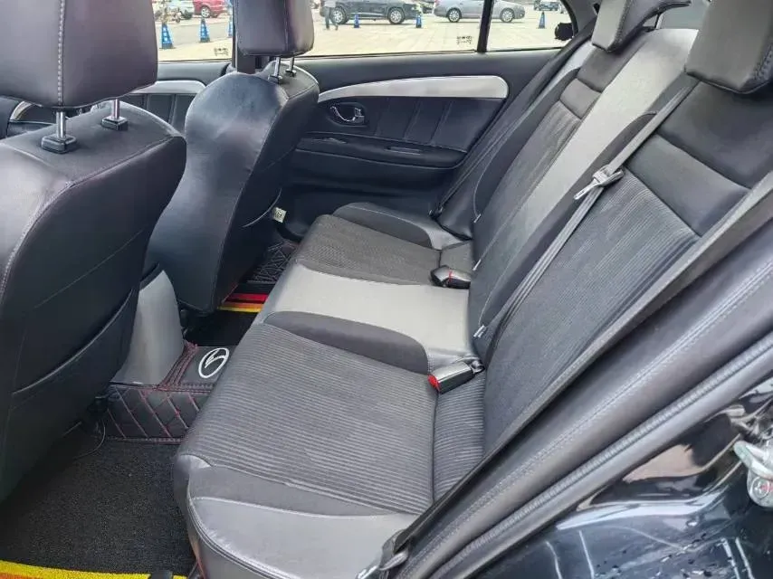 2015 Soueast V3 1.5L 120HP L4 5MT,autocango,china used car exporter,china ev exporter,chinese used car exporter,chinese used ev exporter