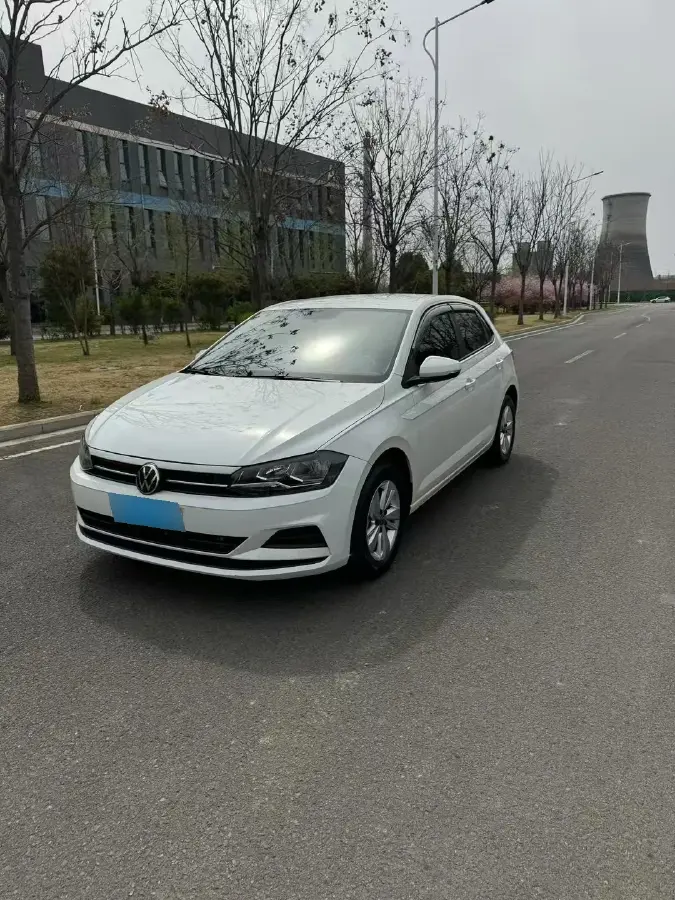 2023 Volkswagen Polo 1.5L 110HP L4 5MT