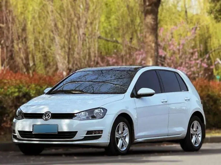 2015 Volkswagen Golf 1.4T 131HP L4 7DCT