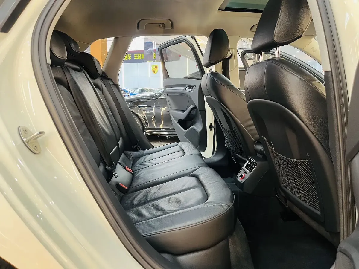 2025 Audi A3 1.5T 160HP L4 7DCT,autocango,china used car exporter,china ev exporter,chinese used car exporter,chinese used ev exporter