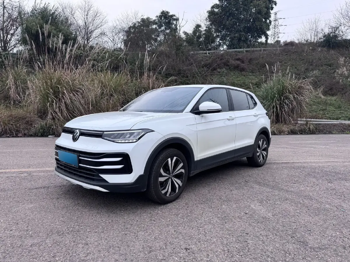 2025 Volkswagen Tharu 1.5L 110HP L4 6AT