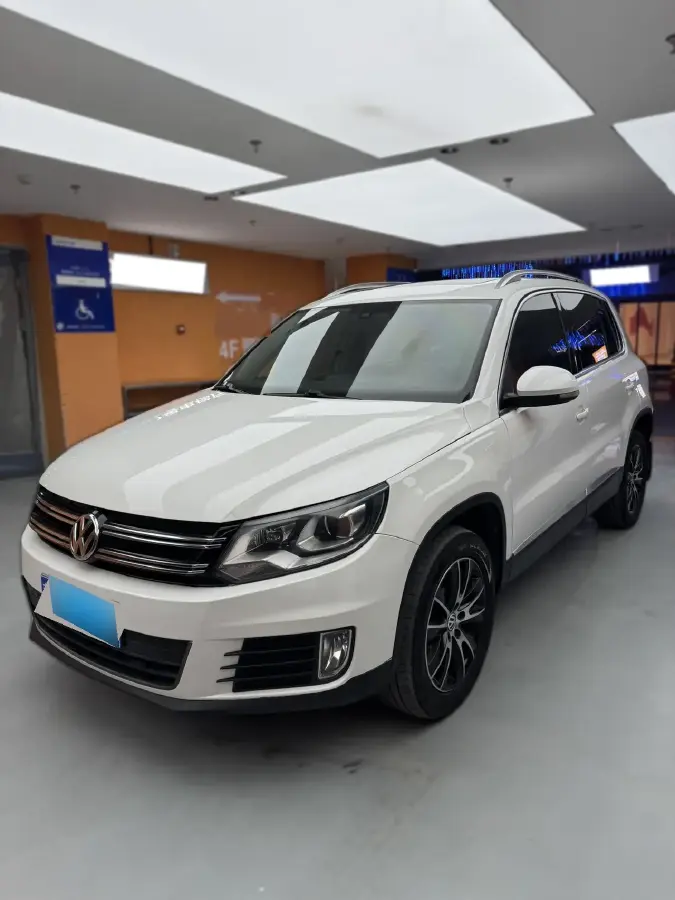 2015 Volkswagen Tiguan 1.8T 160HP L4 6AT