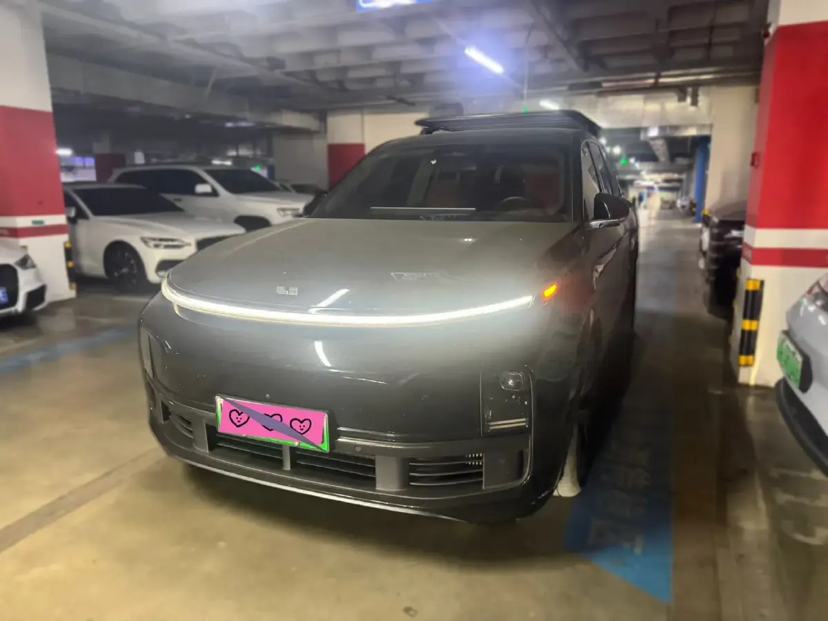 2023 Li L8 Range Extended 154HP REEV 40.9KWH