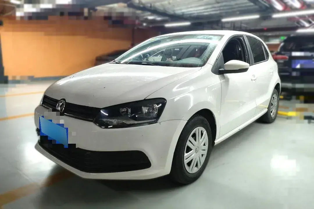2016 Volkswagen Polo 1.4L 90HP L4 6AT