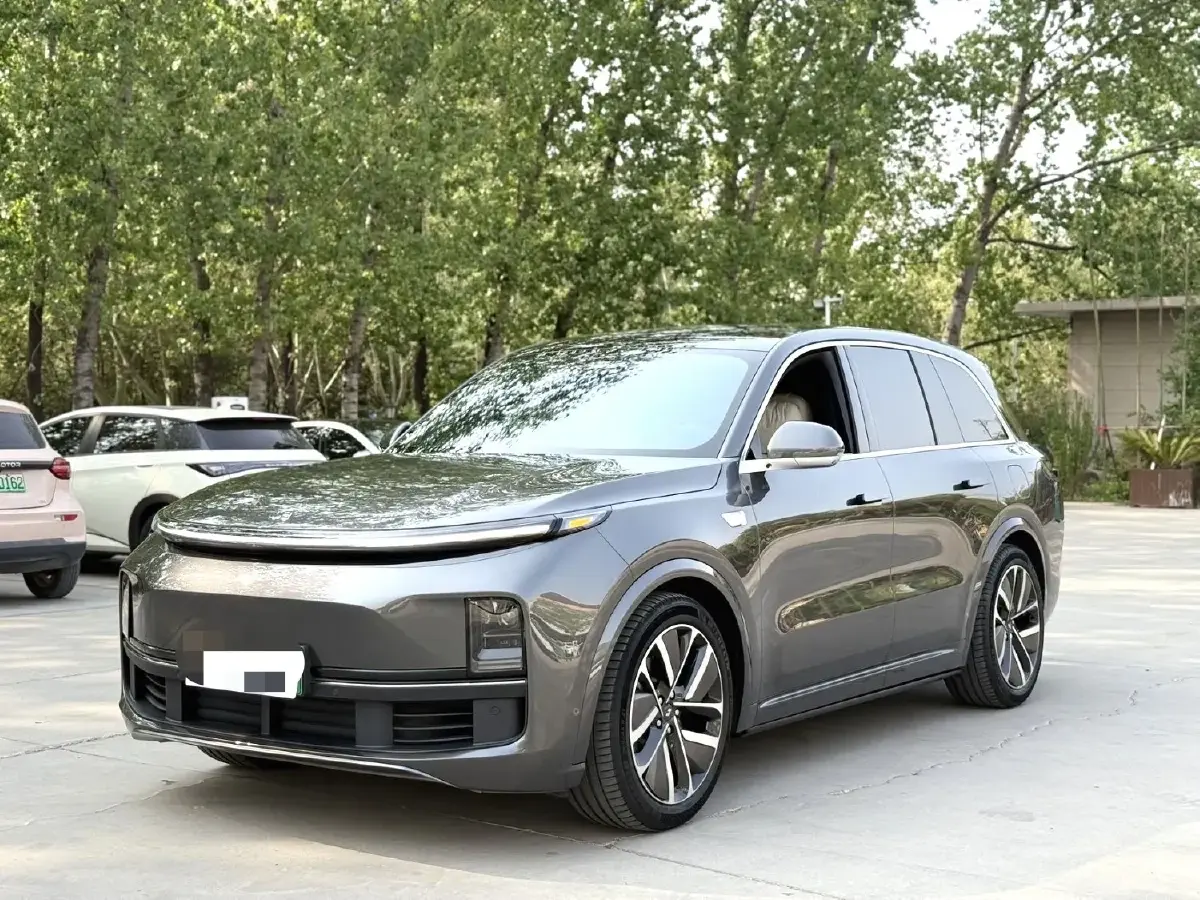 2023 Li L8 Range Extended 154HP REEV 40.9KWH
