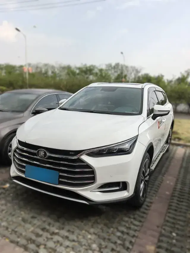 2019 BYD Tang 2.0T 192HP L4 6AT