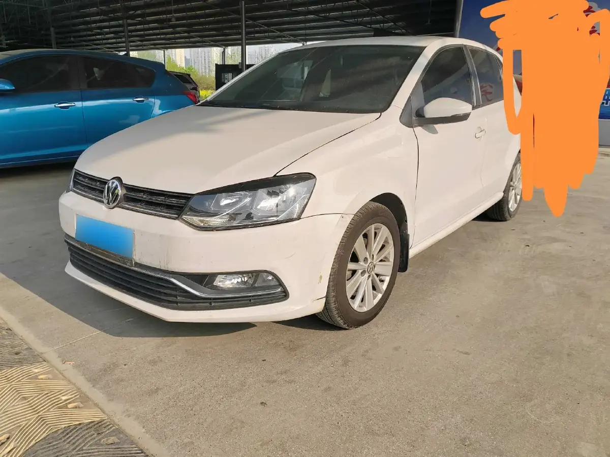 2016 Volkswagen Polo 1.6L 110HP L4 5MT