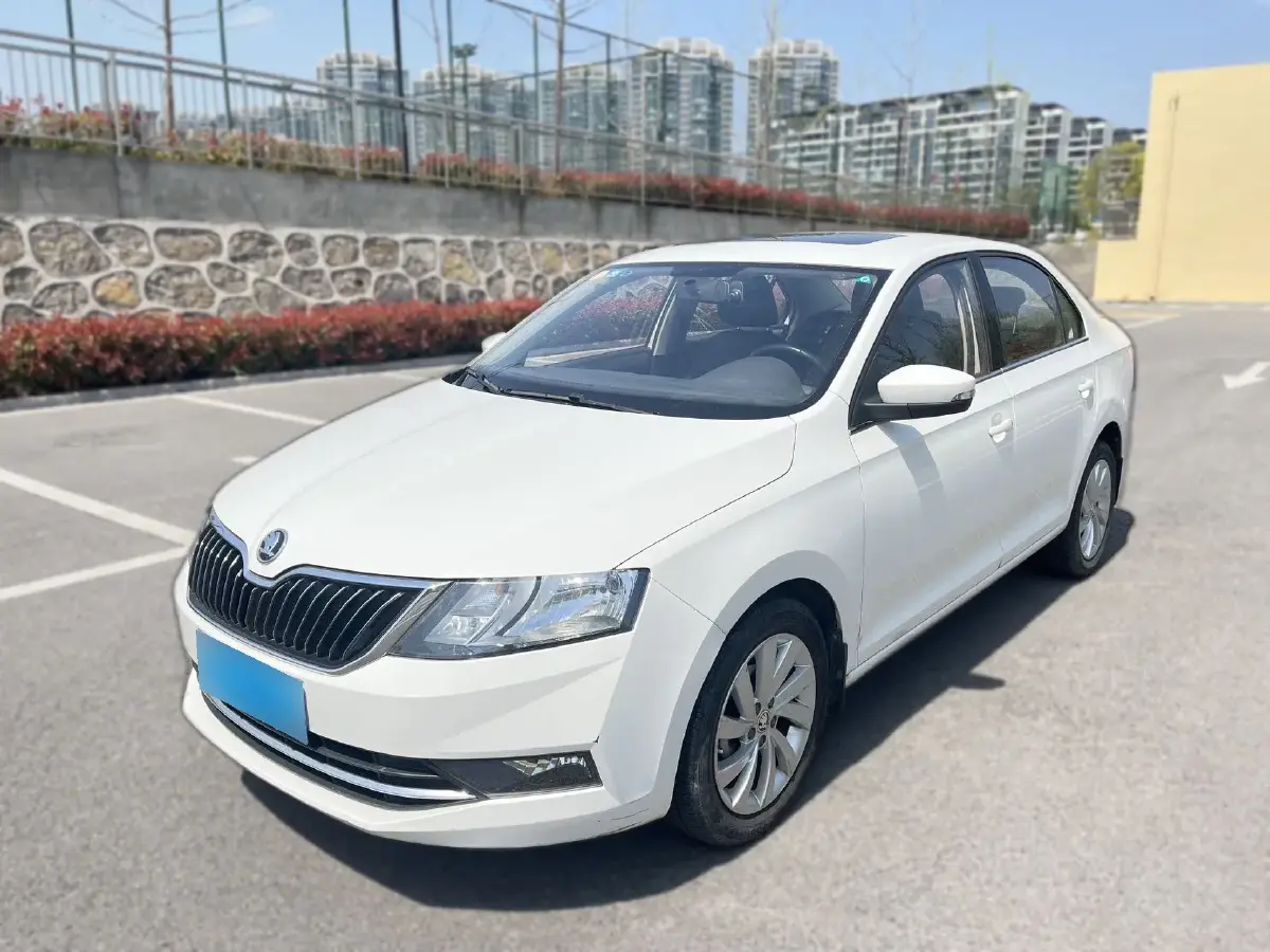 2018 Skoda Rapid 1.4L 90HP L4 5MT