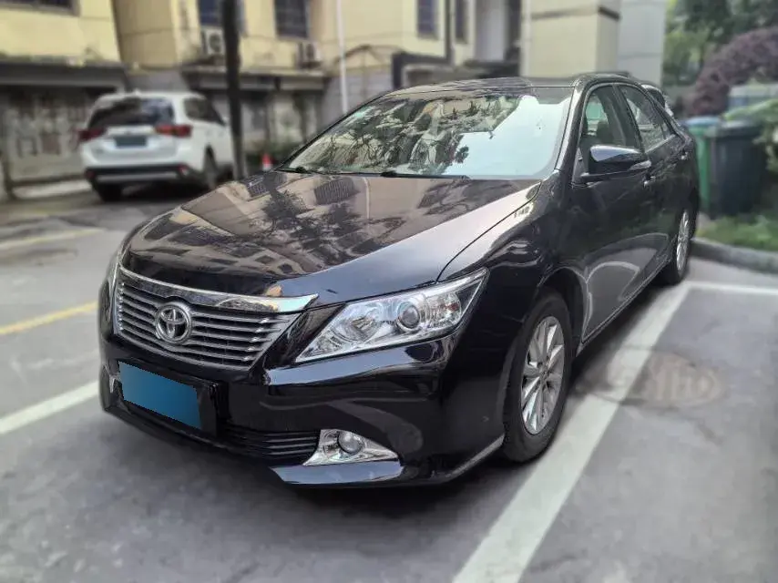 2013 Toyota Camry 2.0L 148HP L4 4AT