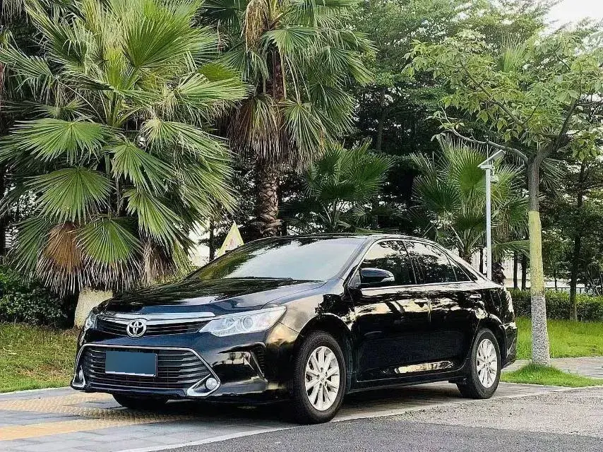 2015 Toyota Camry 2.0L 167HP L4 6AT