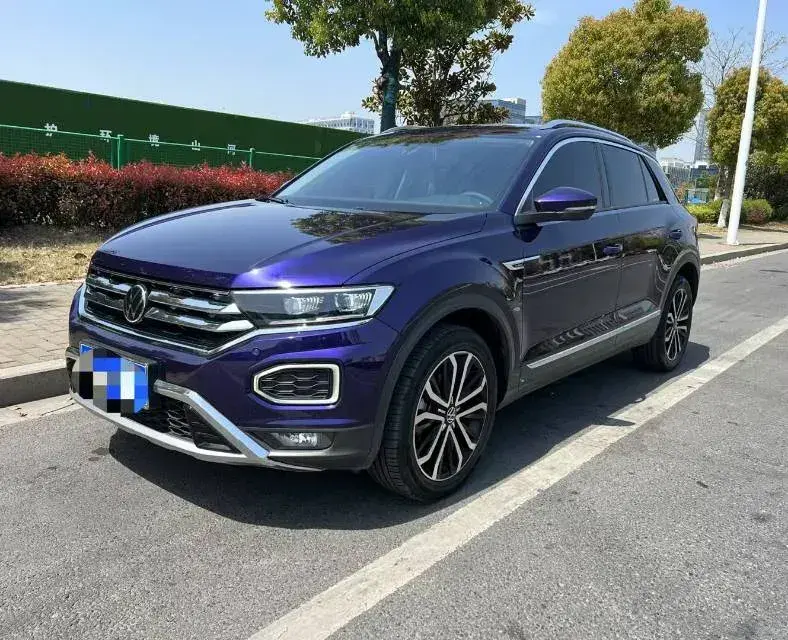 2021 Volkswagen T-Roc 1.4T 150HP L4 7DCT