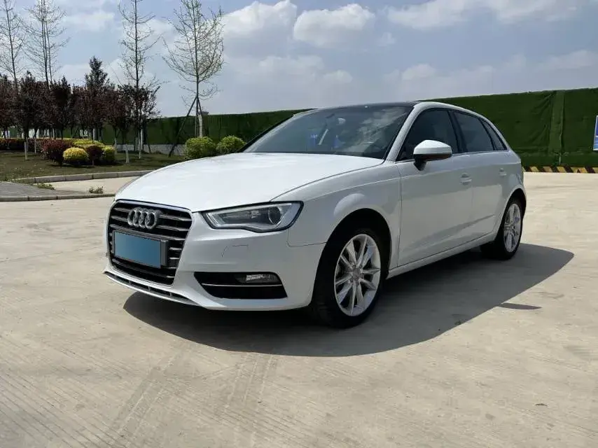 2025 Audi A3 1.5T 160HP L4 7DCT