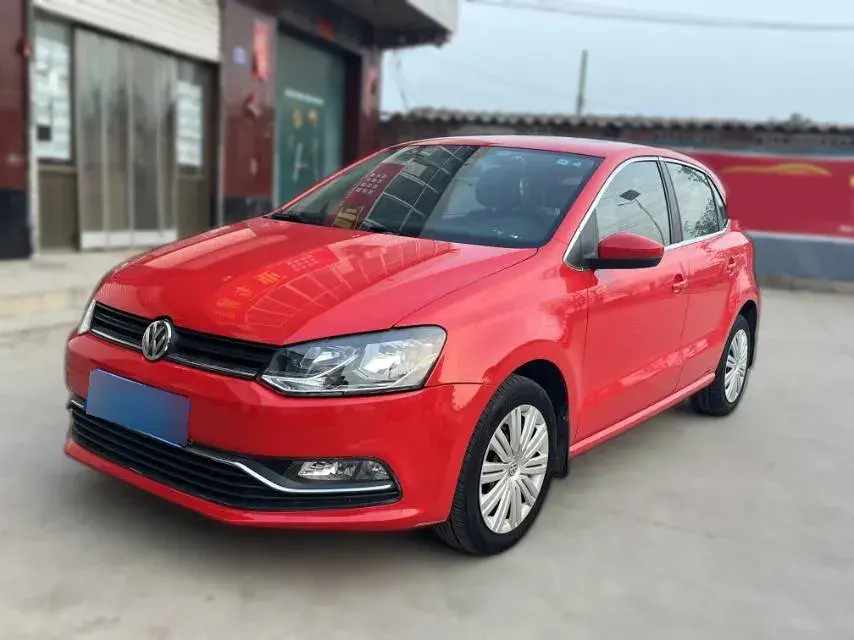 2016 Volkswagen Polo 1.6L 110HP L4 5MT