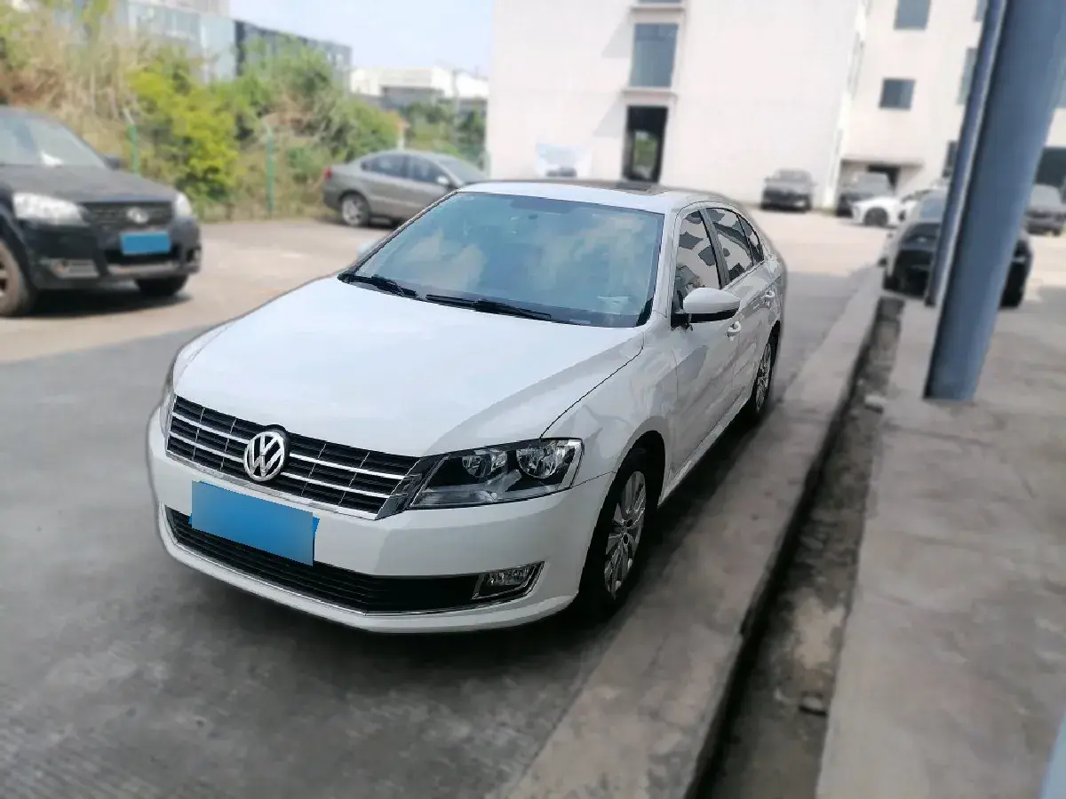 2013 Volkswagen Lavida 1.4T 131HP L4 7DCT