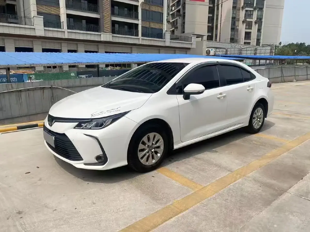 2019 Toyota Corolla 1.2T 116HP L4 CVT