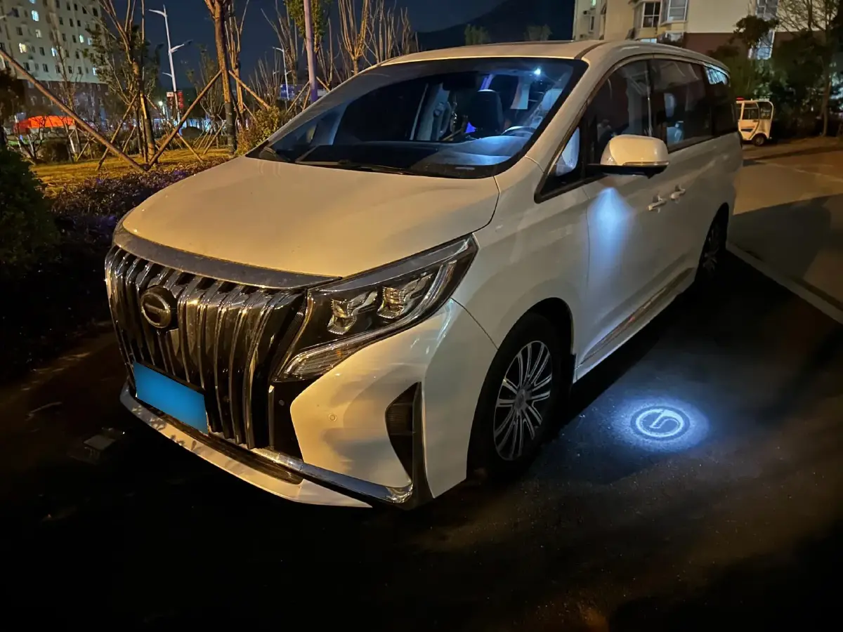 2023 GAC Trumpchi M8 2.0T 252HP L4 8AT